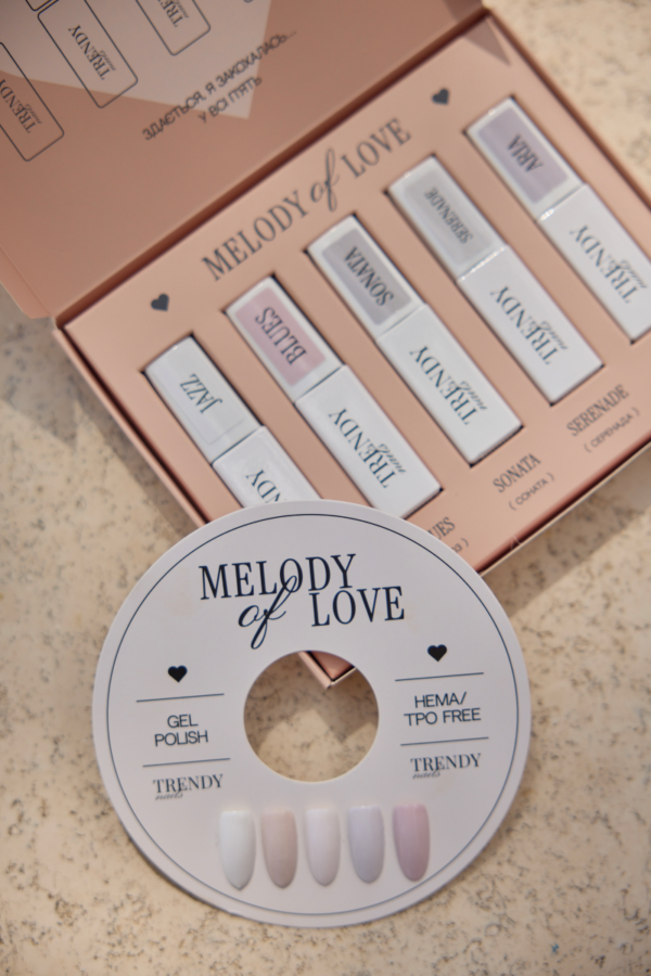 Σετ ημιμόνιμων βερνικιών Trendy Nails Melody of Love με παστέλ αποχρώσεις