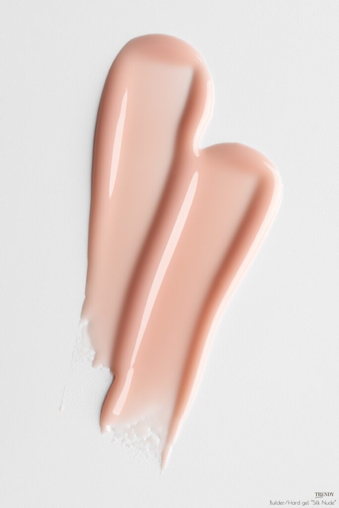 Builder Gel in a Bottle Hard Gel Silk Nude 3